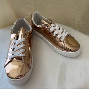 Qupid Vegan Leather Size 7.5 Rose Gold Lace Up Shoes